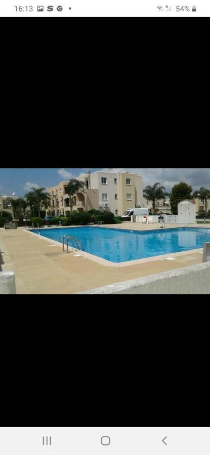 Beautiful 2-Bed House In Mandria Paphos Villa Buitenkant foto