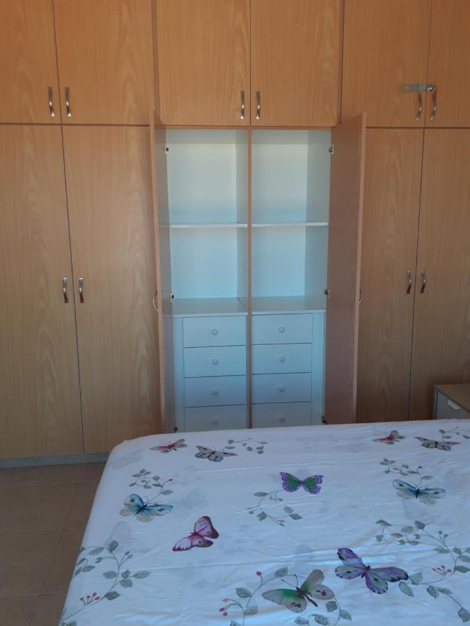 Beautiful 2-Bed House In Mandria Paphos Villa Buitenkant foto