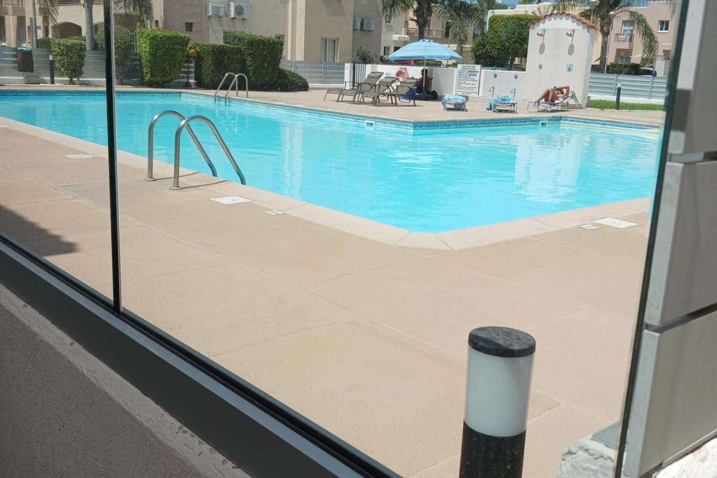 Beautiful 2-Bed House In Mandria Paphos Villa Buitenkant foto